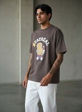 Kitten with S Oversized Brown T-Shirt
